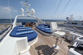 Yacht OPARI -  Sundeck
